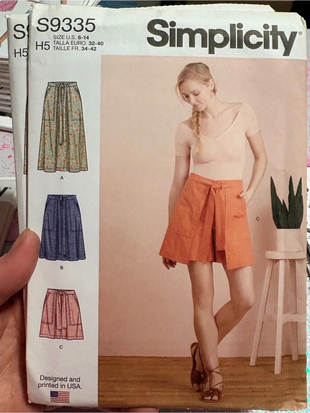 BN UNCUT SIMPLICITY 9335 H5 SHORTS SKIRTS SKORTS SEWING PATTERNS